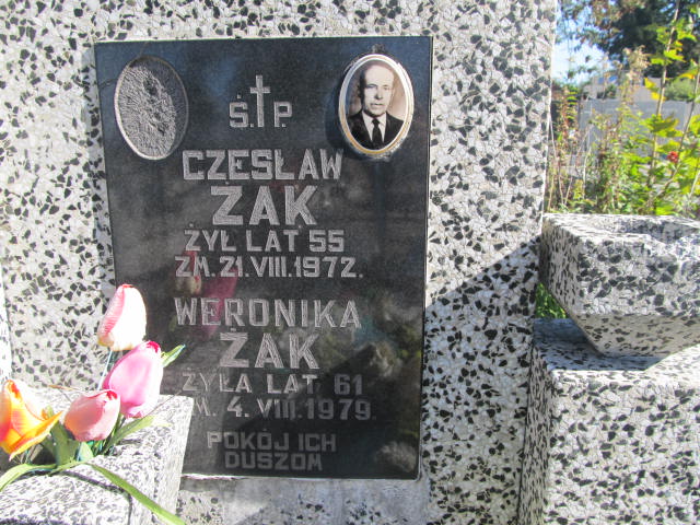 Weronika Żak Kurów - Grobonet - Wyszukiwarka osób pochowanych